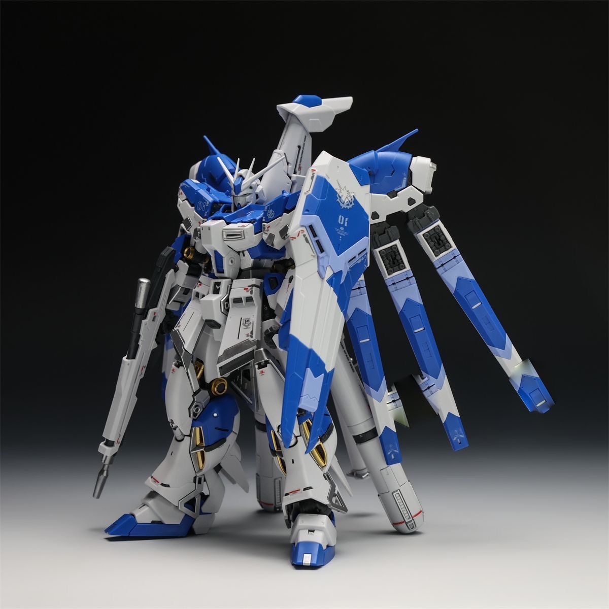 Model Kit Gundam - 1/144 Hi-v Gundam Montagemodelset, Beweegbare Gewrichten